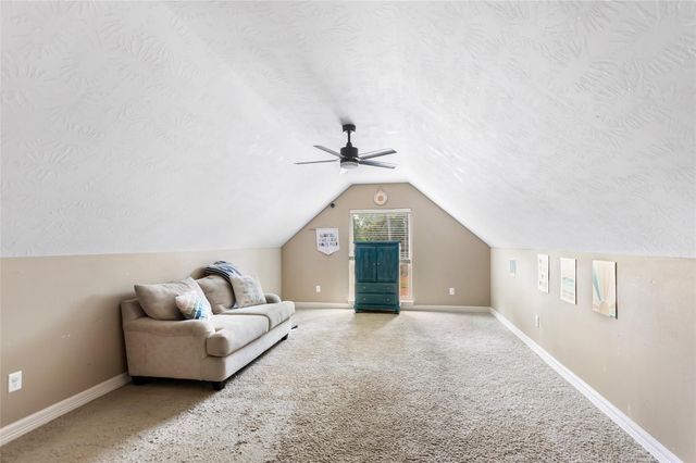 1922 Shark Court, Crosby, TX 77532