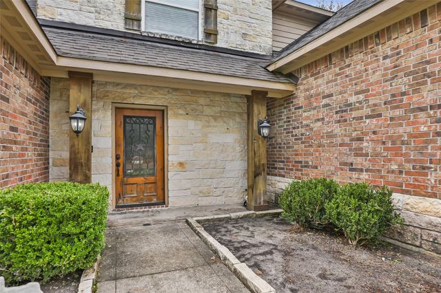 1922 Shark Court, Crosby, TX 77532
