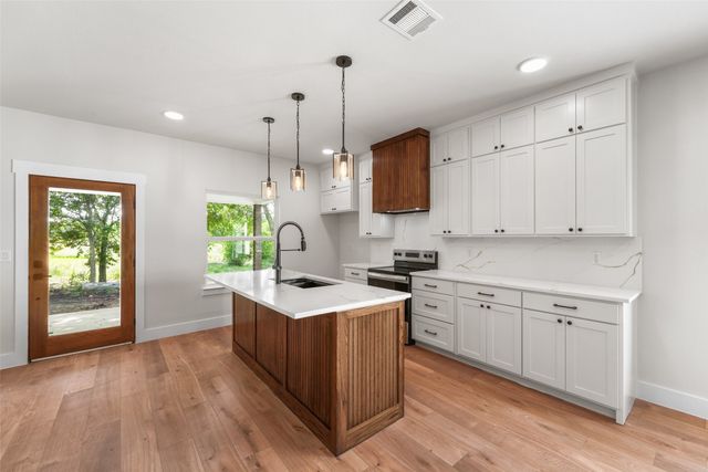 206 S FM 308, Milford, TX 76670