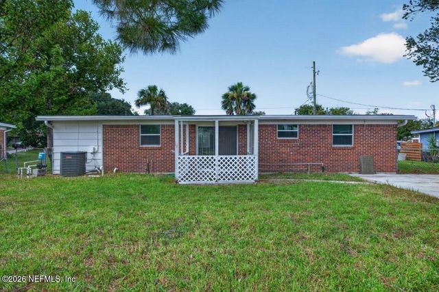 87 SARATOGA Circle S, Atlantic Beach, FL 32233