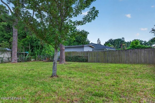 87 SARATOGA Circle S, Atlantic Beach, FL 32233