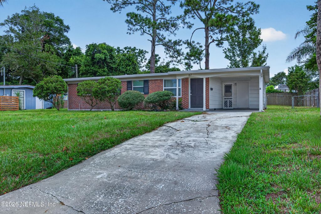 87 SARATOGA Circle S, Atlantic Beach, FL 32233