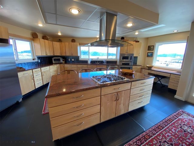 1424 Beef Trail Road, Butte, MT 59701