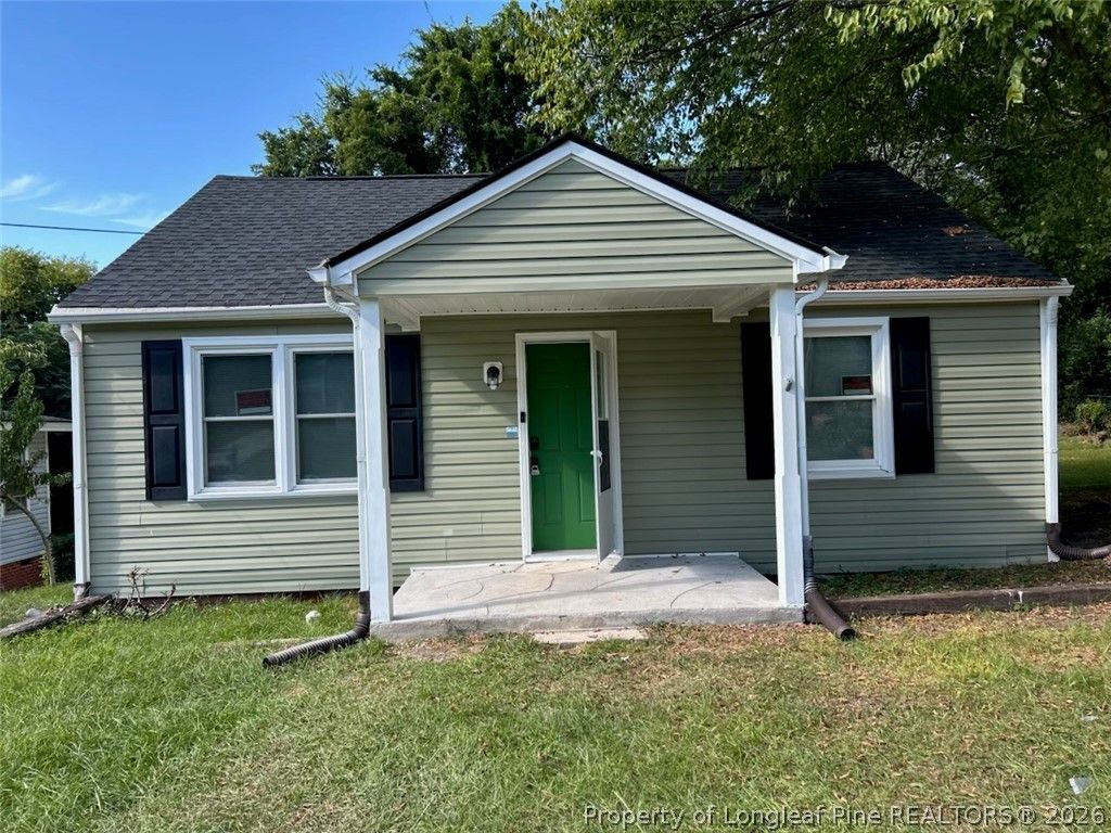 210 Sunset Avenue, Fayetteville, NC 28301 — exterior