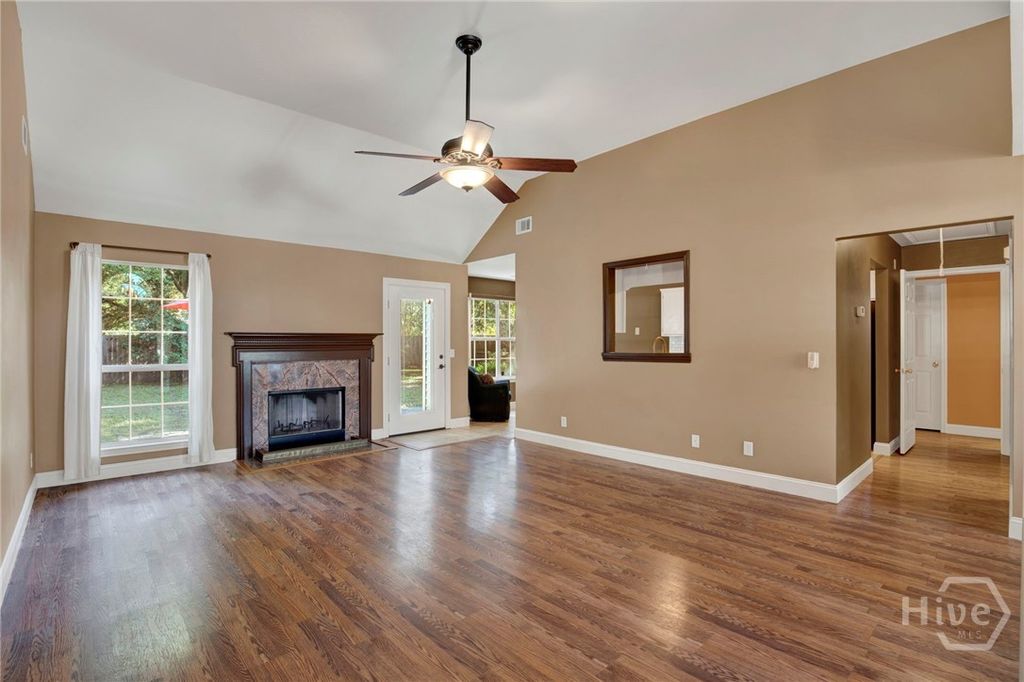 Image 10 of property listing at 138 Cormorant Way, Savannah, GA 31419
