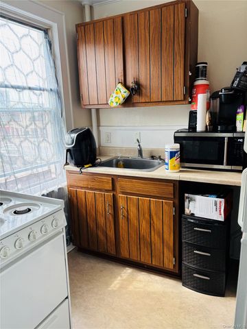 1206 Main Street, Peekskill, NY 10566