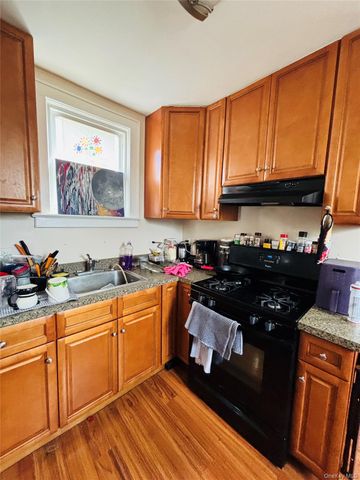 1206 Main Street, Peekskill, NY 10566