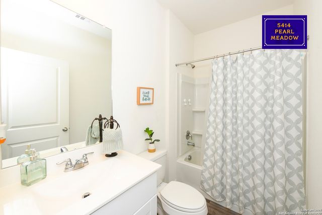 5414 Pearl Meadow, Converse, TX 78109