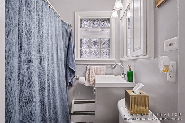 1224 Plymouth Avenue, Grand Rapids, MI 49505