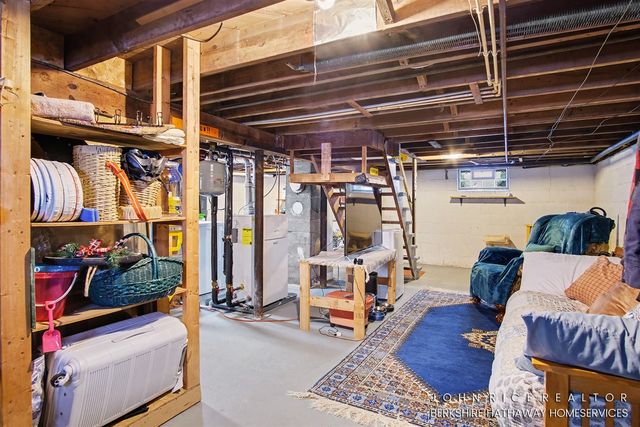 1224 Plymouth Avenue, Grand Rapids, MI 49505