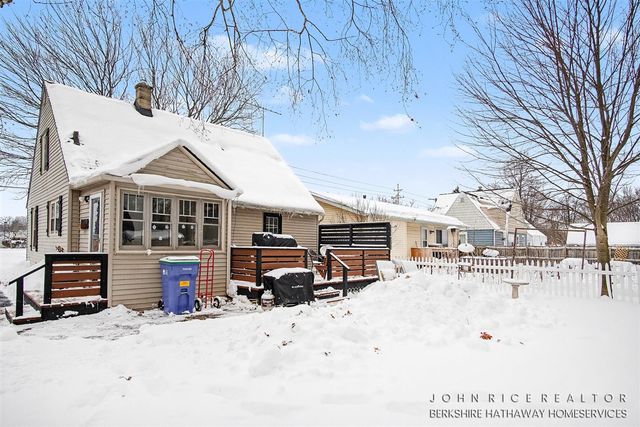 1224 Plymouth Avenue, Grand Rapids, MI 49505