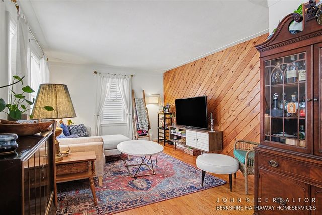 1224 Plymouth Avenue, Grand Rapids, MI 49505