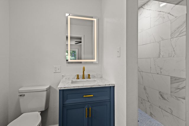 800 Holbrook Street, Mount Vernon, TX 75457