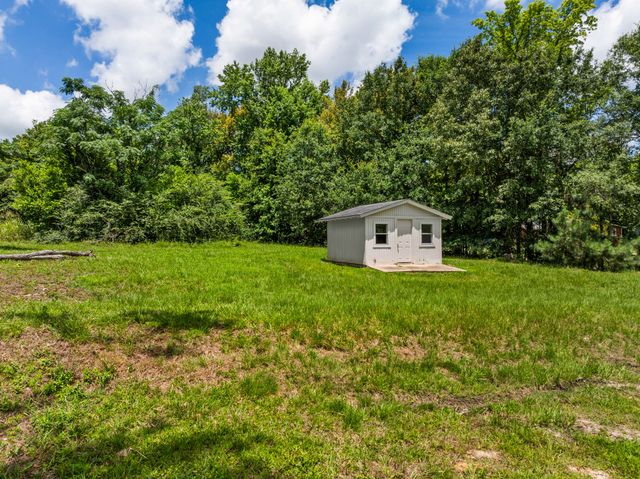 800 Holbrook Street, Mount Vernon, TX 75457