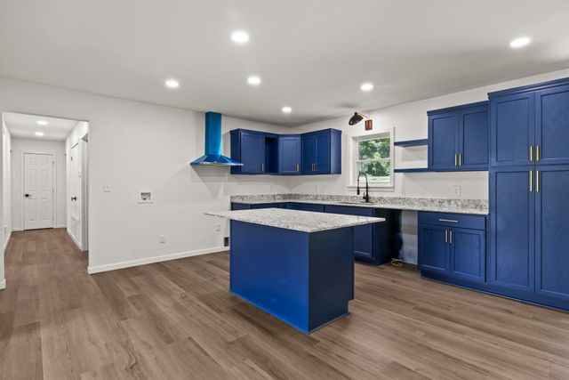 800 Holbrook Street, Mount Vernon, TX 75457