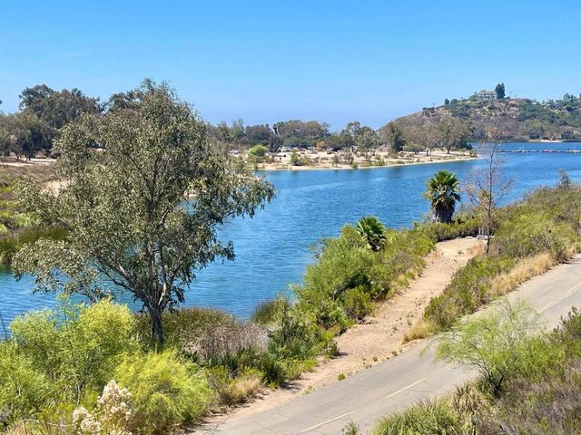 5700 Baltimore 144, La Mesa, CA 91942