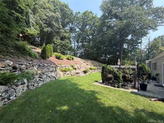 457 Wolf Hill, Dix Hills, NY 11746