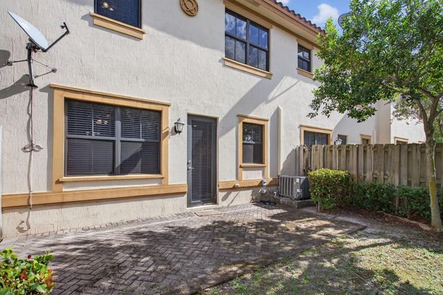 8435 Blue Cove Way 8435, Parkland, FL 33076