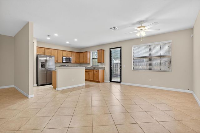 8435 Blue Cove Way 8435, Parkland, FL 33076