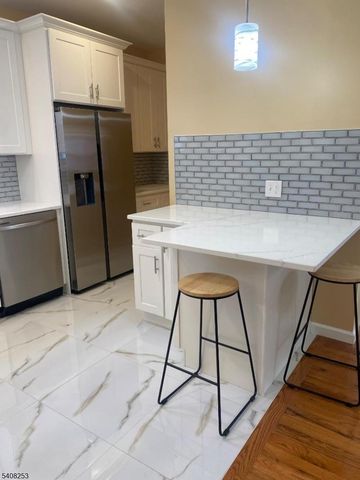 71 Coolidge St, Irvington Twp., NJ 07111