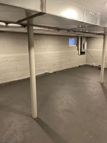 71 Coolidge St, Irvington Twp., NJ 07111