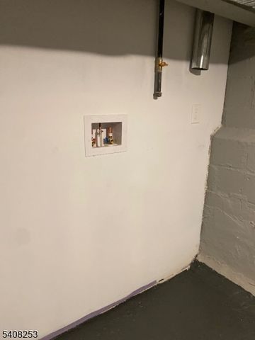 71 Coolidge St, Irvington Twp., NJ 07111