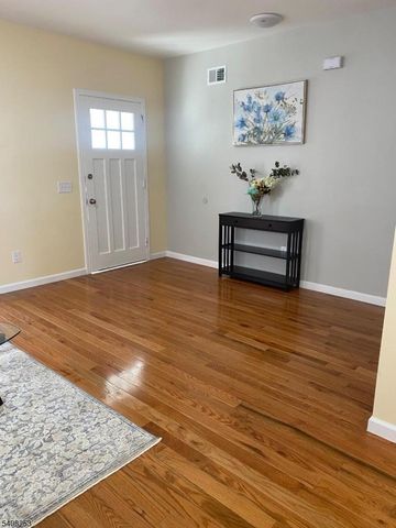 71 Coolidge St, Irvington Twp., NJ 07111