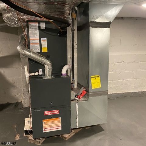 71 Coolidge St, Irvington Twp., NJ 07111