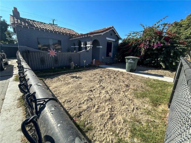 3816 Liberty Boulevard, South Gate, CA 90280