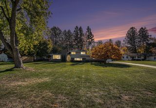 1187 Yorkshire Drive, Norton Shores, MI 49441