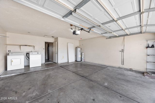 8820 W AMELIA Avenue, Phoenix, AZ 85037