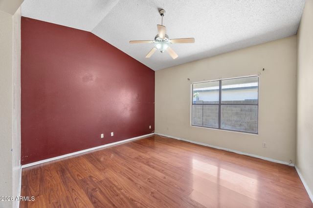 8820 W AMELIA Avenue, Phoenix, AZ 85037