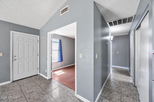 8820 W AMELIA Avenue, Phoenix, AZ 85037