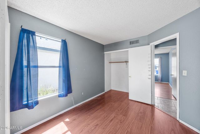 8820 W AMELIA Avenue, Phoenix, AZ 85037
