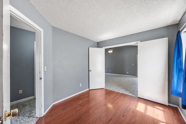 8820 W AMELIA Avenue, Phoenix, AZ 85037