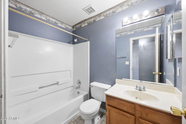8820 W AMELIA Avenue, Phoenix, AZ 85037