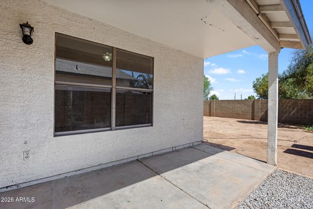 8820 W AMELIA Avenue, Phoenix, AZ 85037