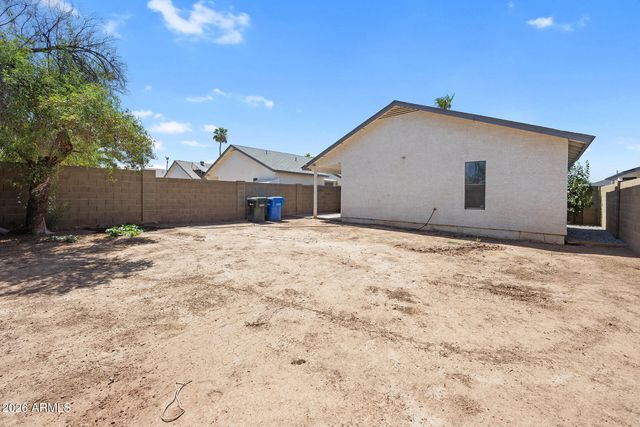 8820 W AMELIA Avenue, Phoenix, AZ 85037