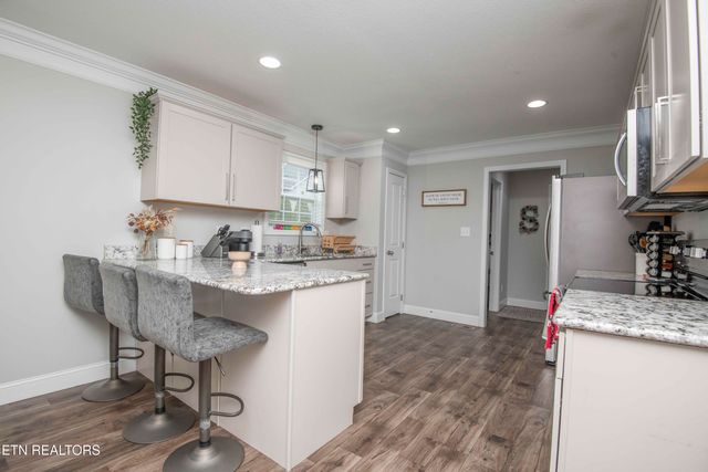 7336 Ladd Road Rd, Powell, TN 37849