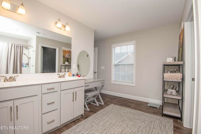 7336 Ladd Road Rd, Powell, TN 37849