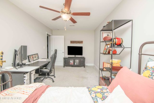 7336 Ladd Road Rd, Powell, TN 37849