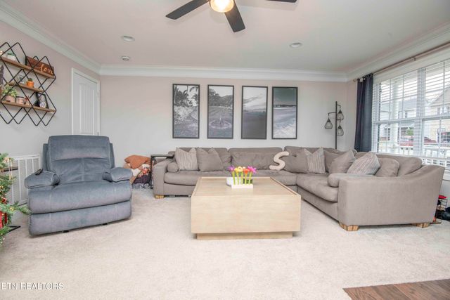 7336 Ladd Road Rd, Powell, TN 37849