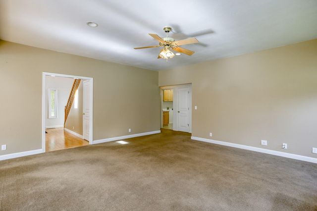 28457 Hwy 299, Round Mountain, CA 96084