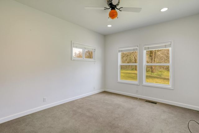 28457 Hwy 299, Round Mountain, CA 96084