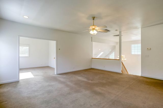 28457 Hwy 299, Round Mountain, CA 96084