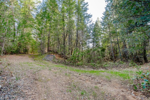 28457 Hwy 299, Round Mountain, CA 96084