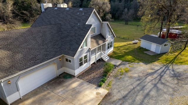 28457 Hwy 299, Round Mountain, CA 96084