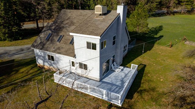 28457 Hwy 299, Round Mountain, CA 96084