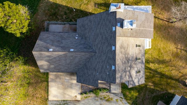 28457 Hwy 299, Round Mountain, CA 96084