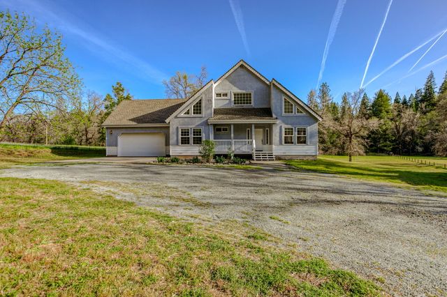 28457 Hwy 299, Round Mountain, CA 96084